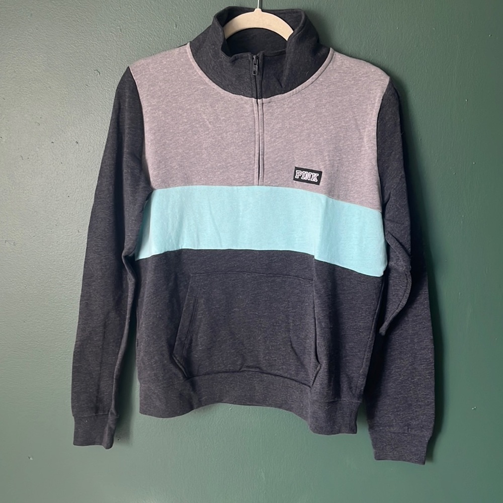 Quarter zip with pocket